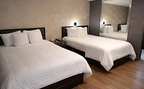 Cabana Hotel Yankee Stadium